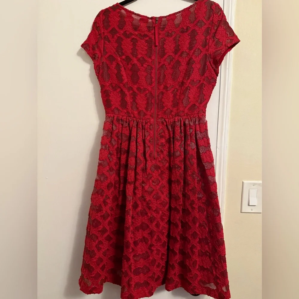 MOULINETTE SOEURS by
ANTHROPOLOGIE Rubied Lace Fit and
Flair Party Dress - Picture 6 of 10